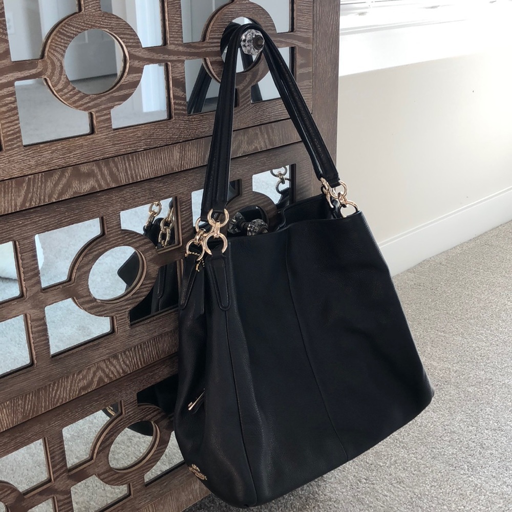 COACH Black Pebble Purse